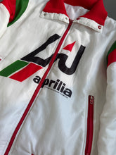 Lade das Bild in den Galerie-Viewer, 1980s Aprilia Racing Team jacket weiß / rot
