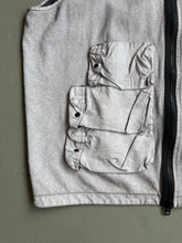 Lade das Bild in den Galerie-Viewer, 2000s Stone Island Weste grau Silber
