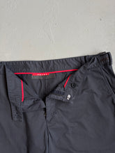 Lade das Bild in den Galerie-Viewer, 1990s Prada lines rosa Hose schwarz
