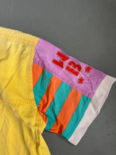 Lade das Bild in den Galerie-Viewer, 1980s Bogner Shirt Jamaika Gelb

